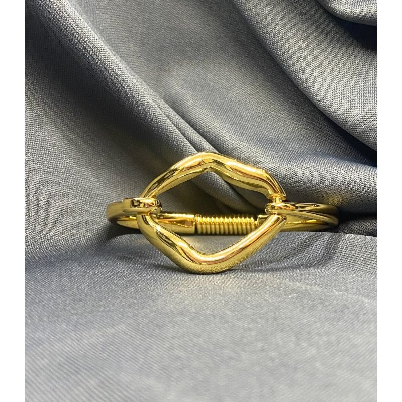 Bracelete Orgânico Vazado | Banhado em Ouro 18k