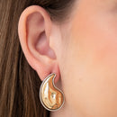 Brinco Gota Orgânica Martelada | Dois Banhos